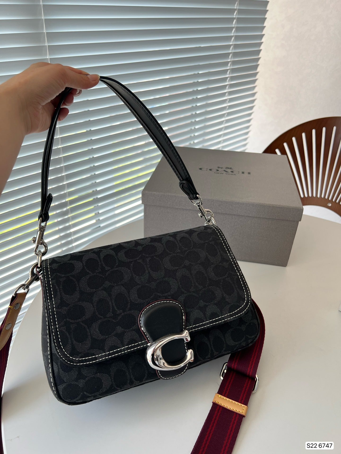 Co-BAG621