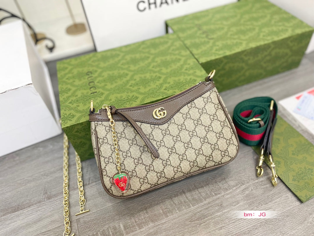 GUCCI BAG 80