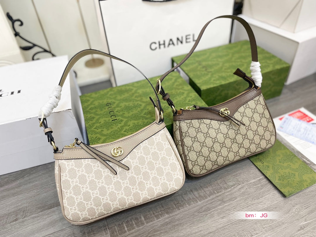 GUCCI BAG 81