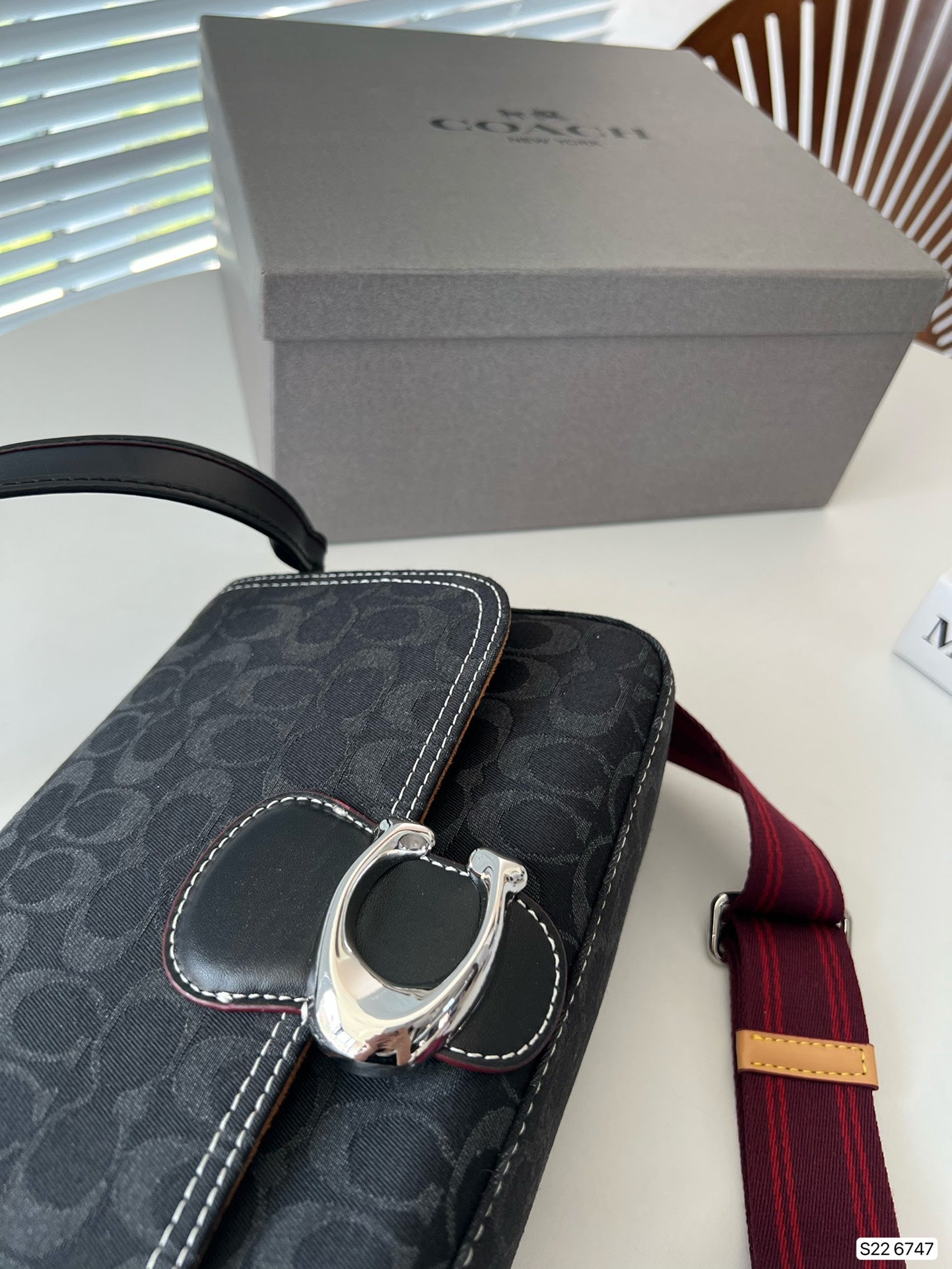 Co-BAG621