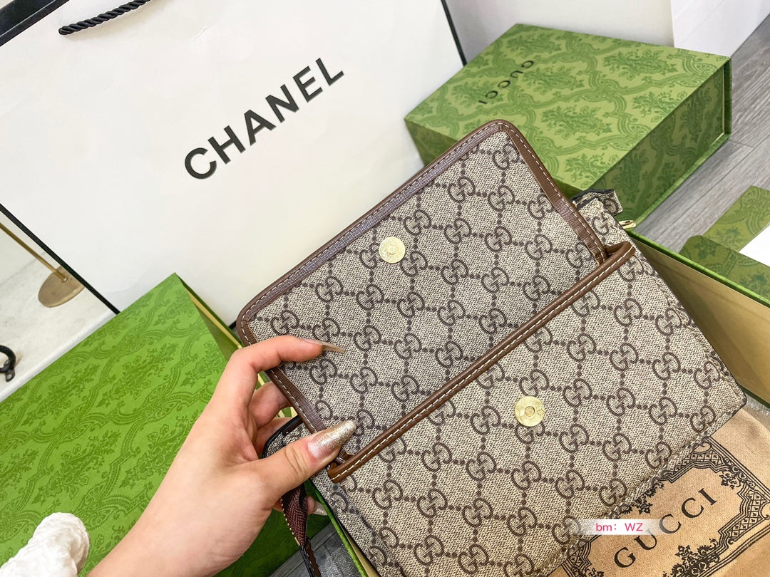 GUCCI BAG 83