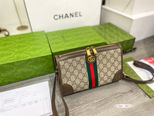 GUCCI BAG 84