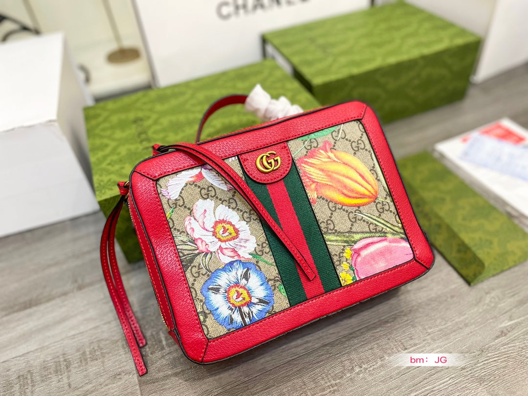 GUCCI BAG 85