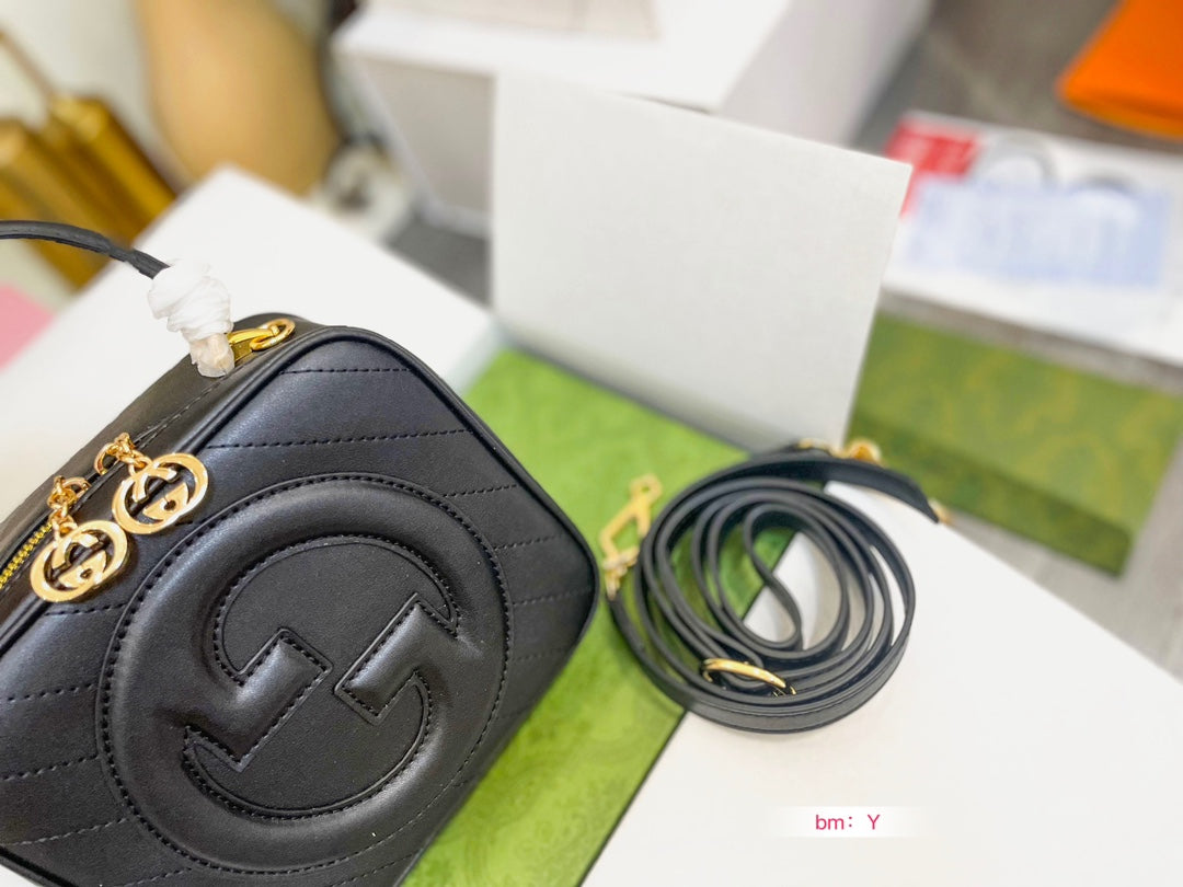 GUCCI BAG 87