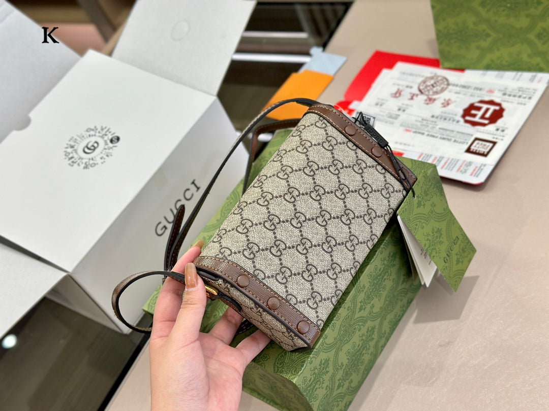 GUCCI BAG 98