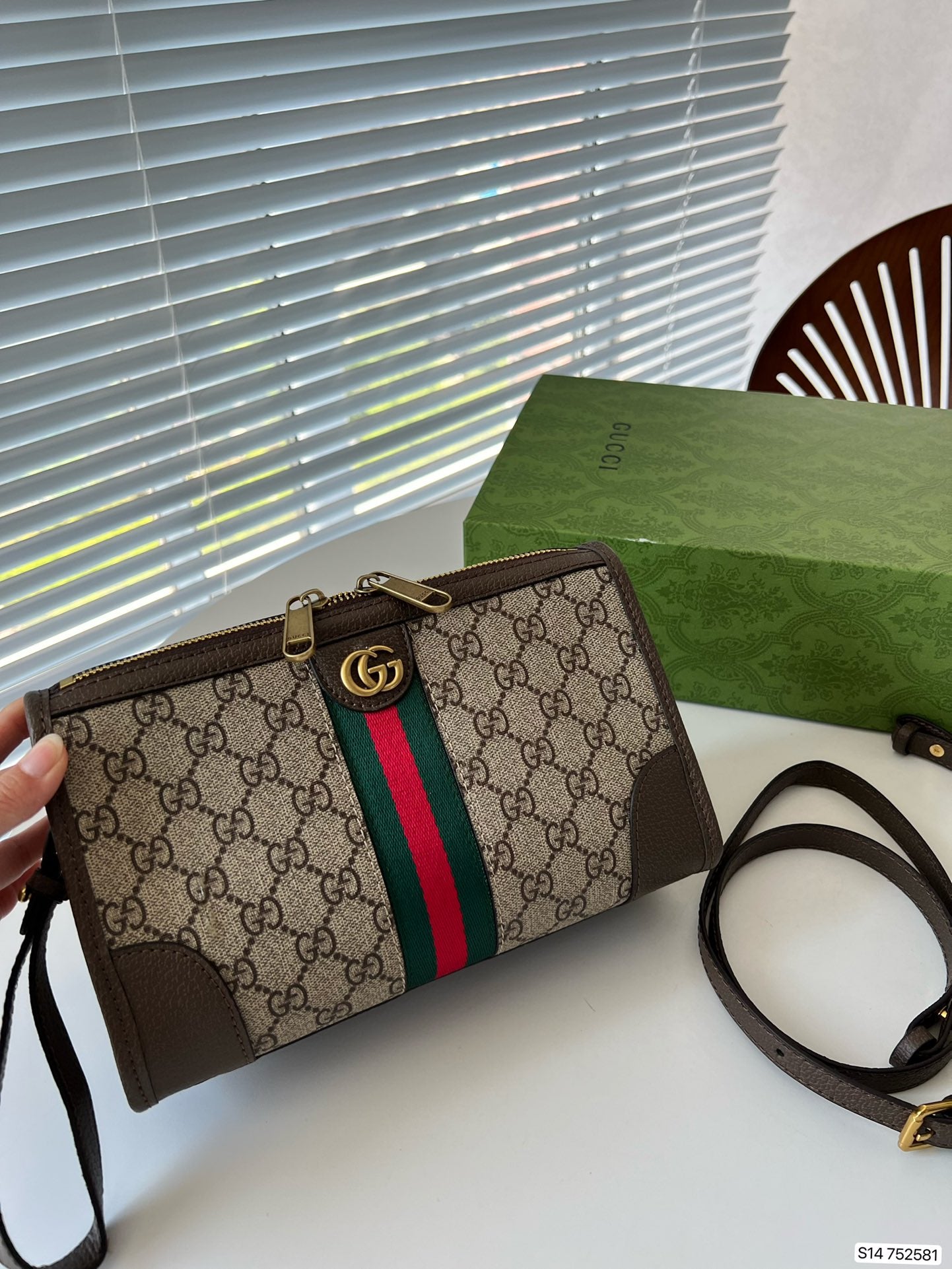GUCCI BAG 100