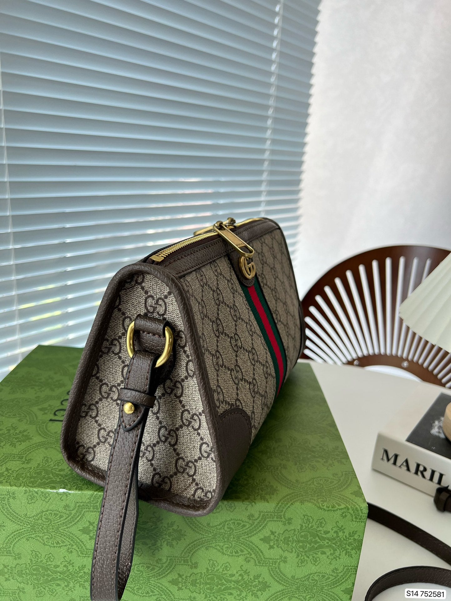 GUCCI BAG 100