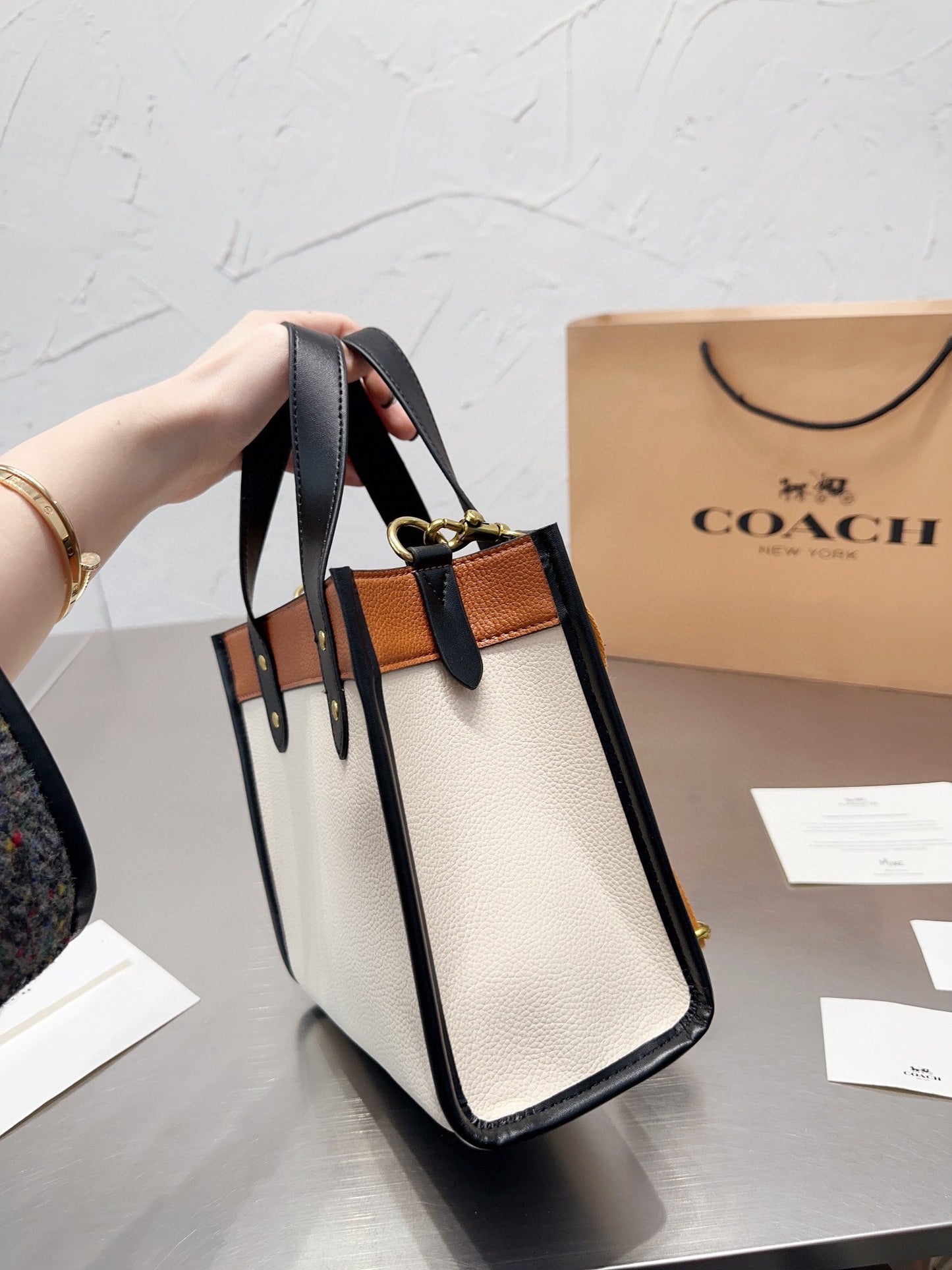 Co-BAG19