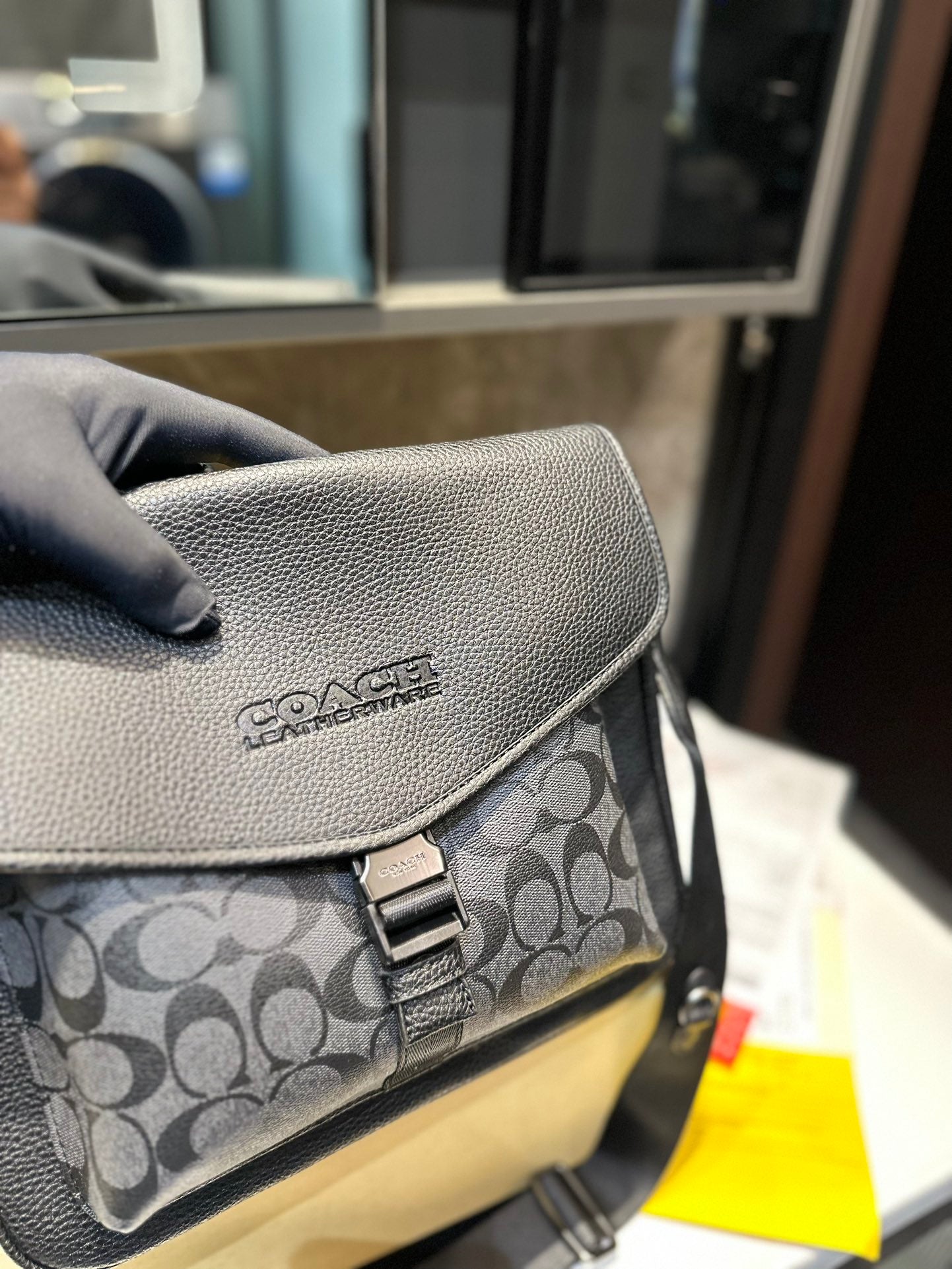 Co-BAG20