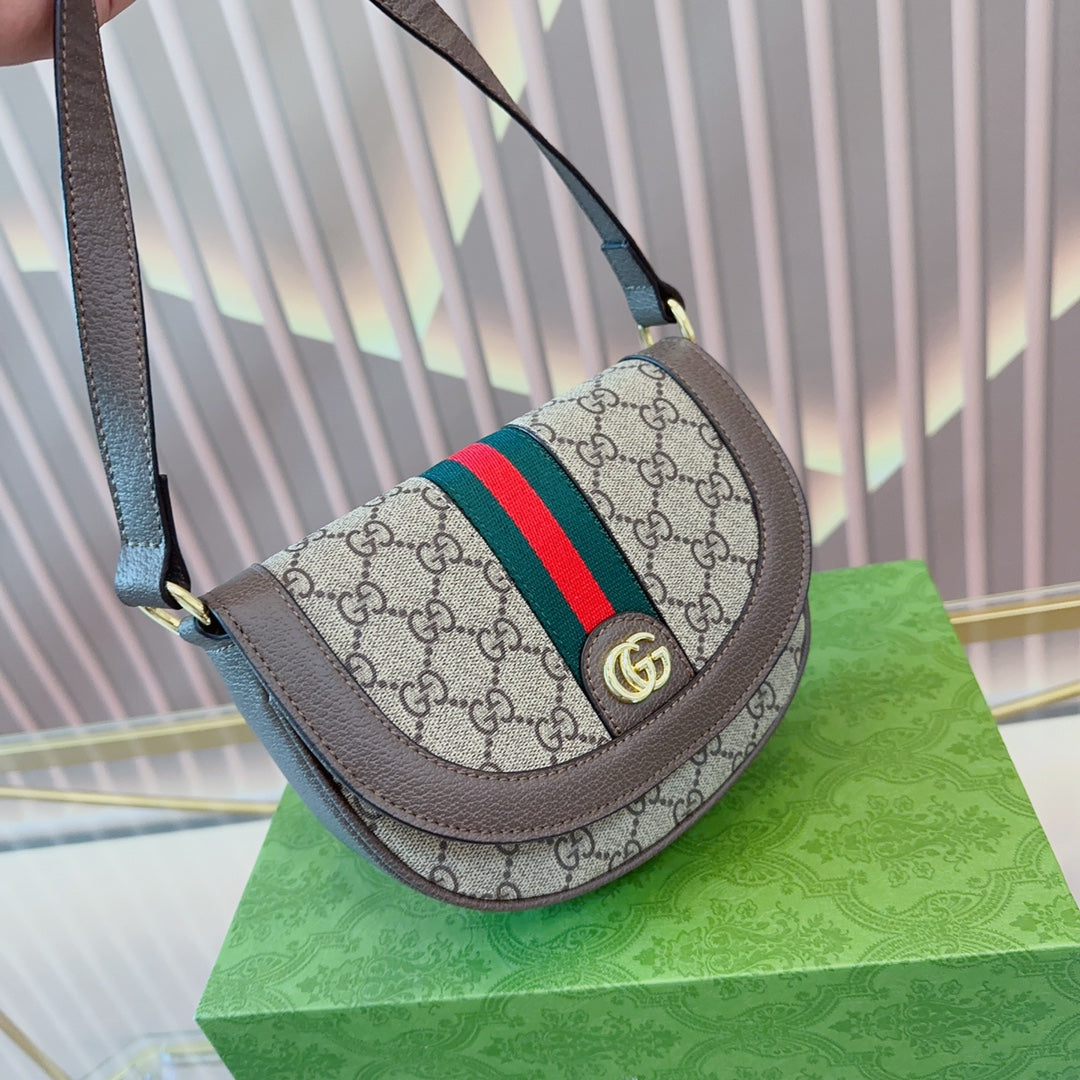 GUCCI BAG 121