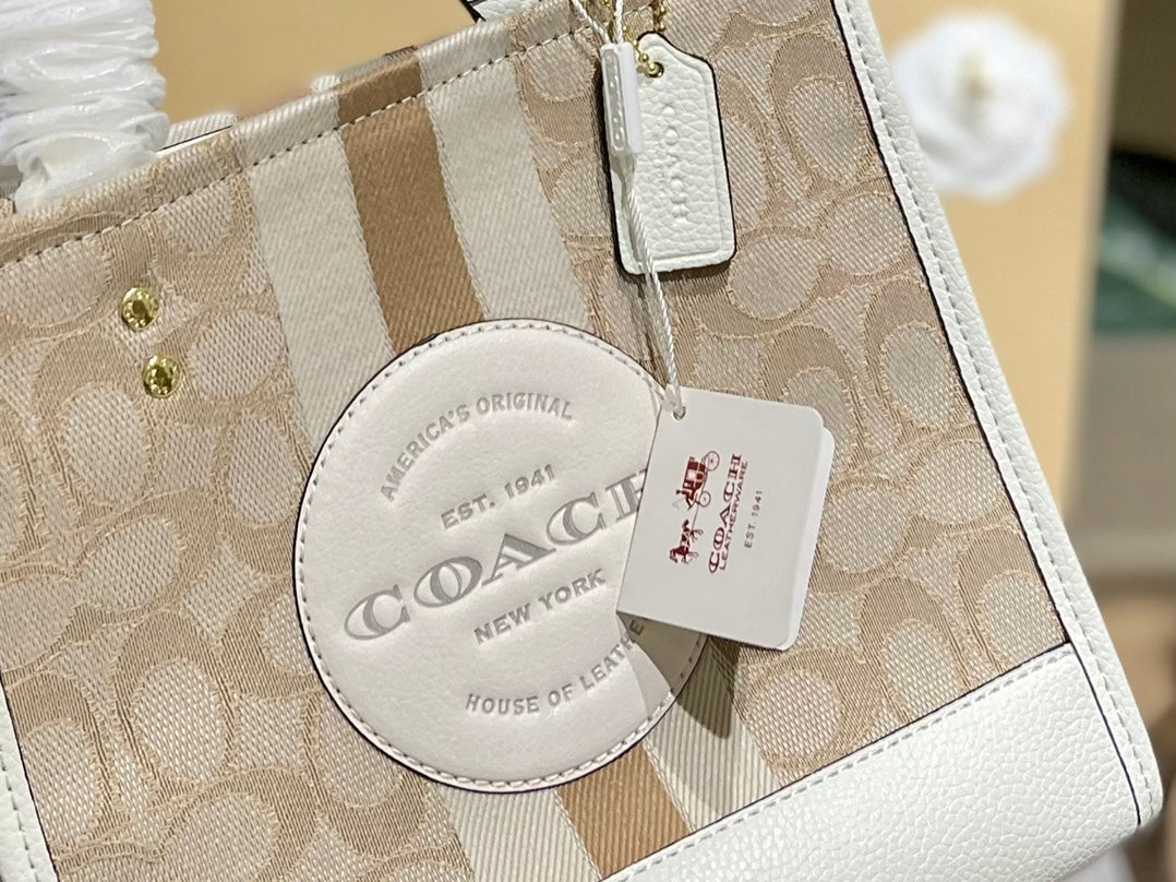 Co-BAG624