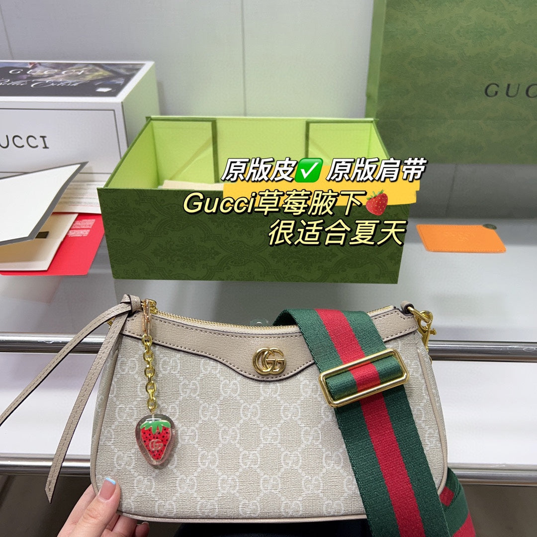 GUCCI BAG 132-133