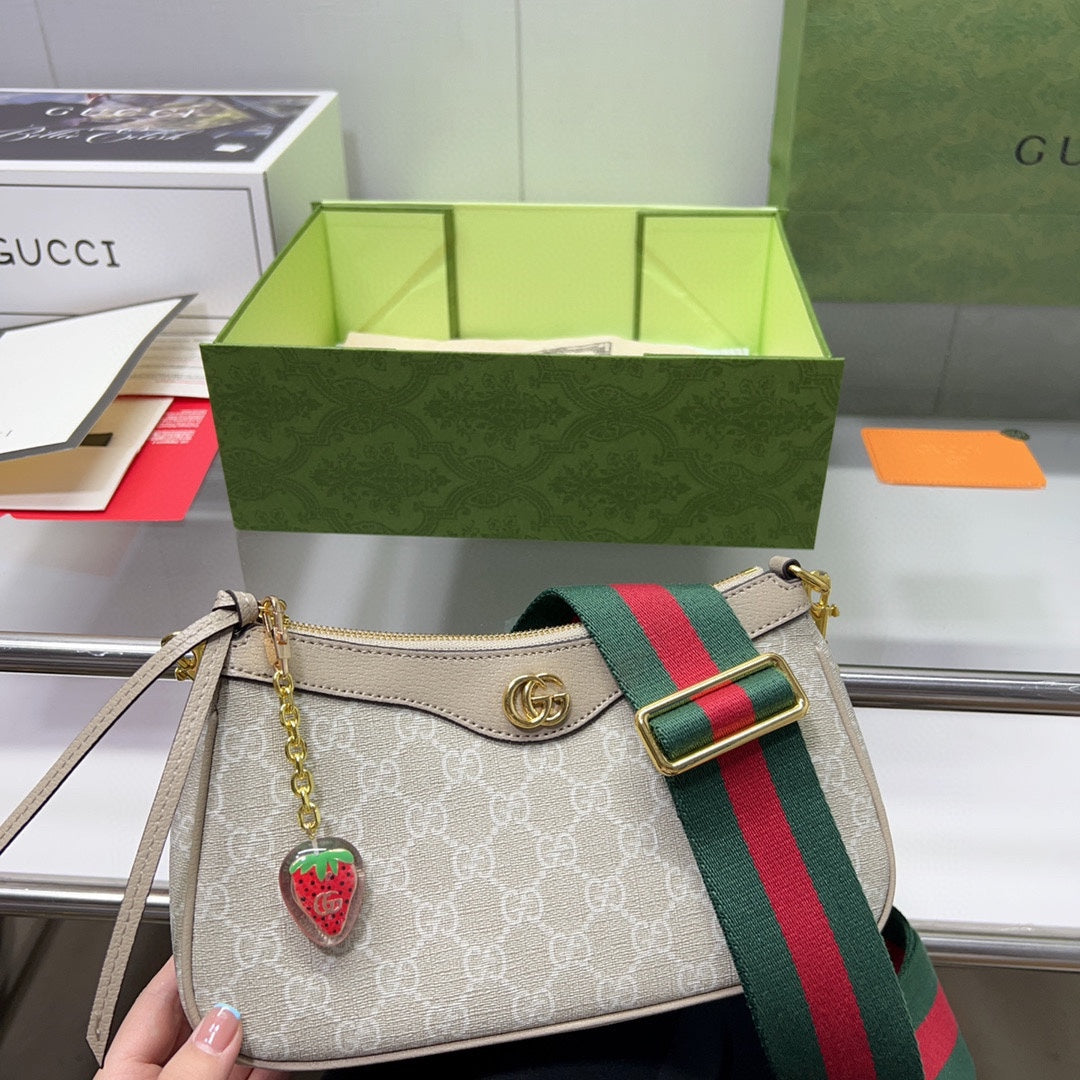 GUCCI BAG 132-133