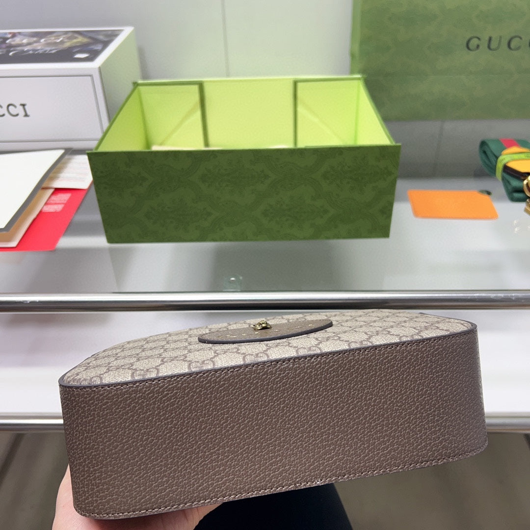 GUCCI BAG 137