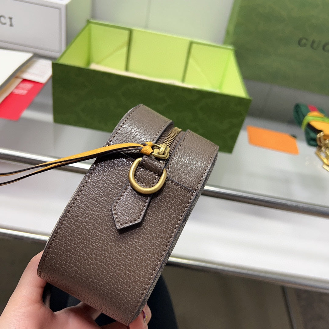 GUCCI BAG 137