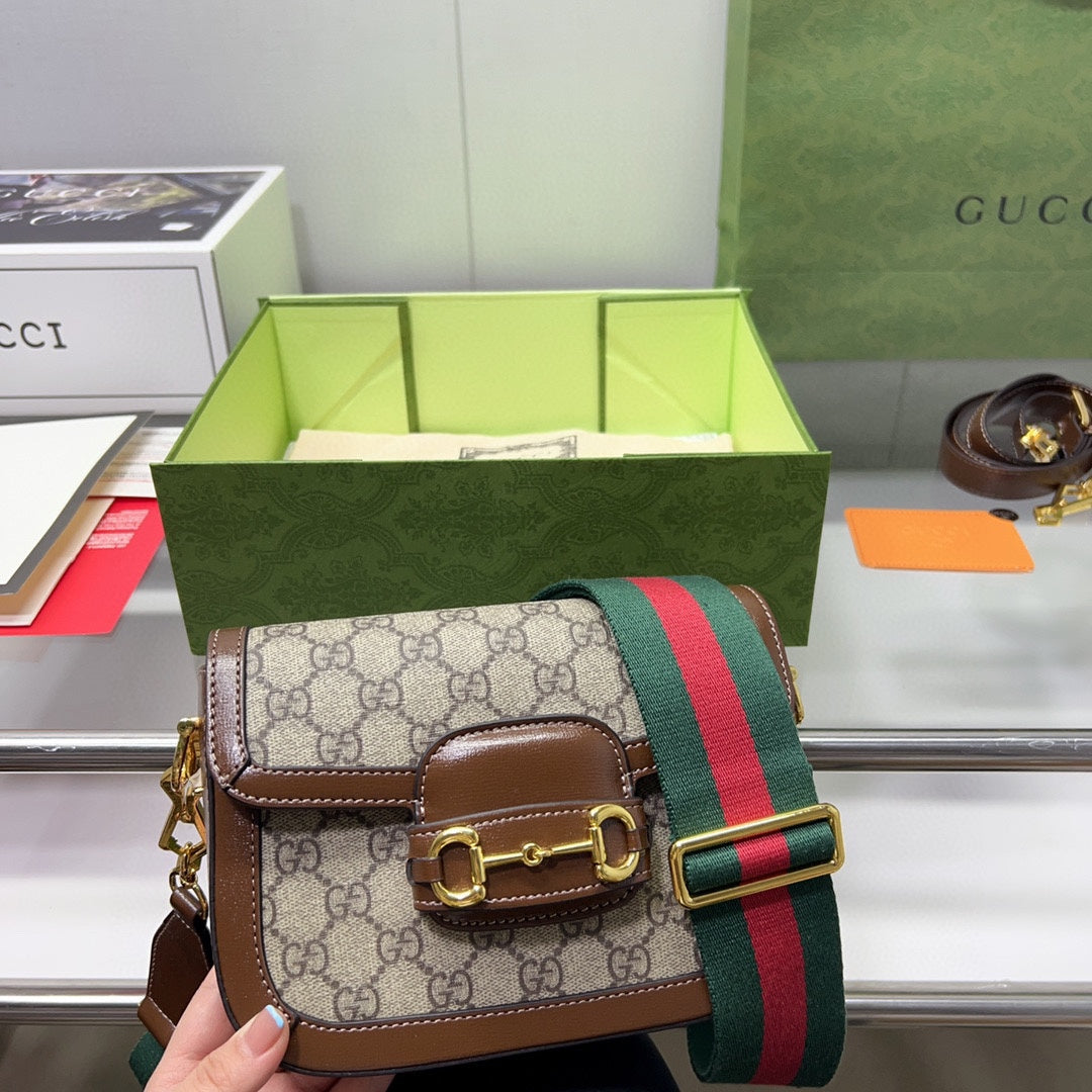 GUCCI BAG 138