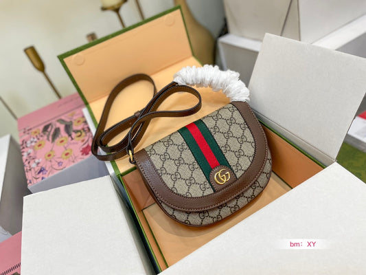 GUCCI BAG 141