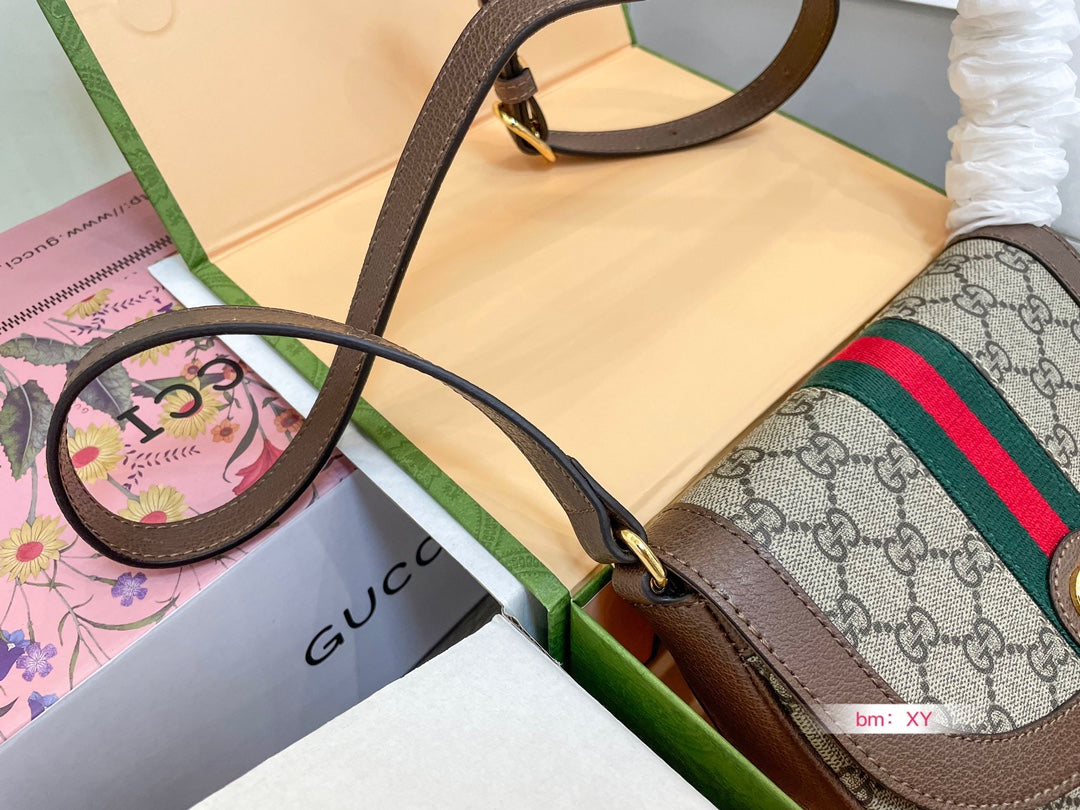 GUCCI BAG 141