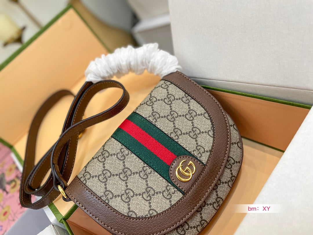 GUCCI BAG 141