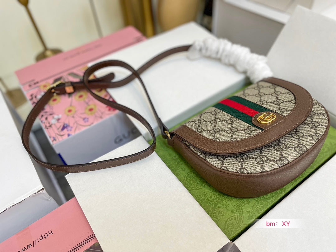 GUCCI BAG 141