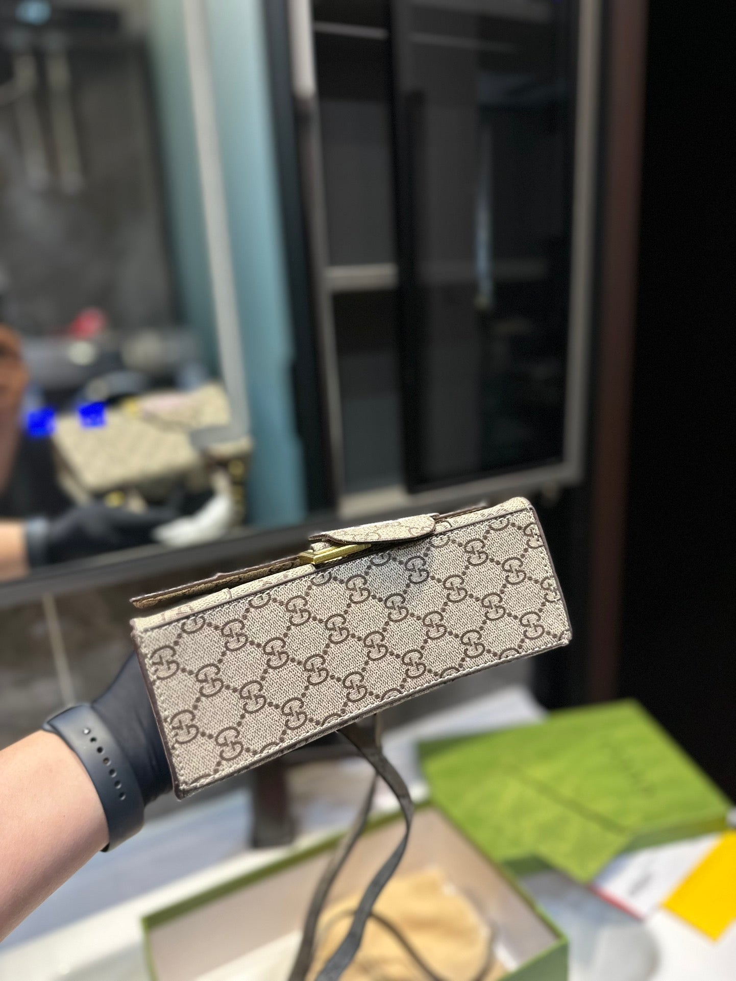 GUCCI BAG 143