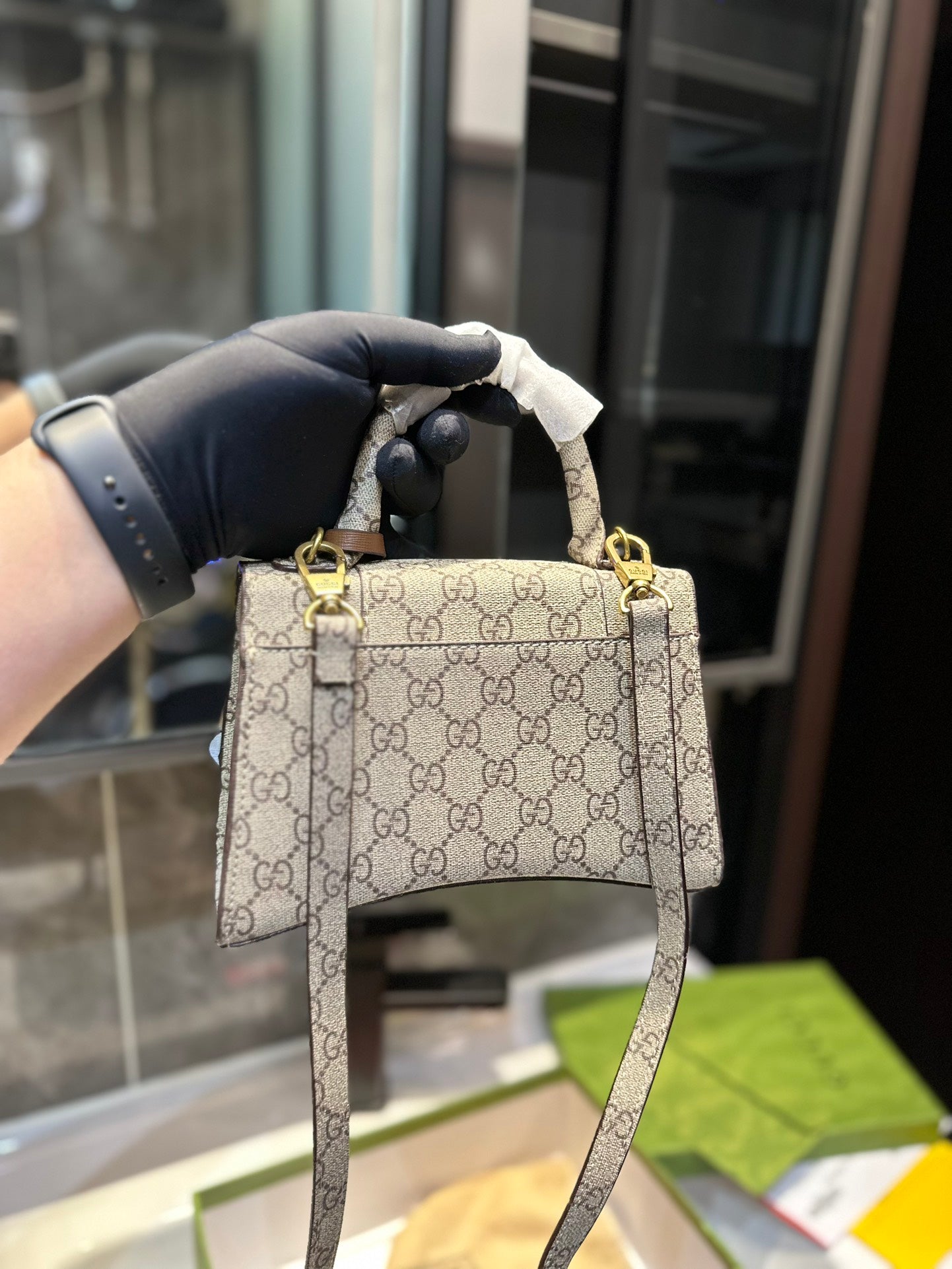 GUCCI BAG 143