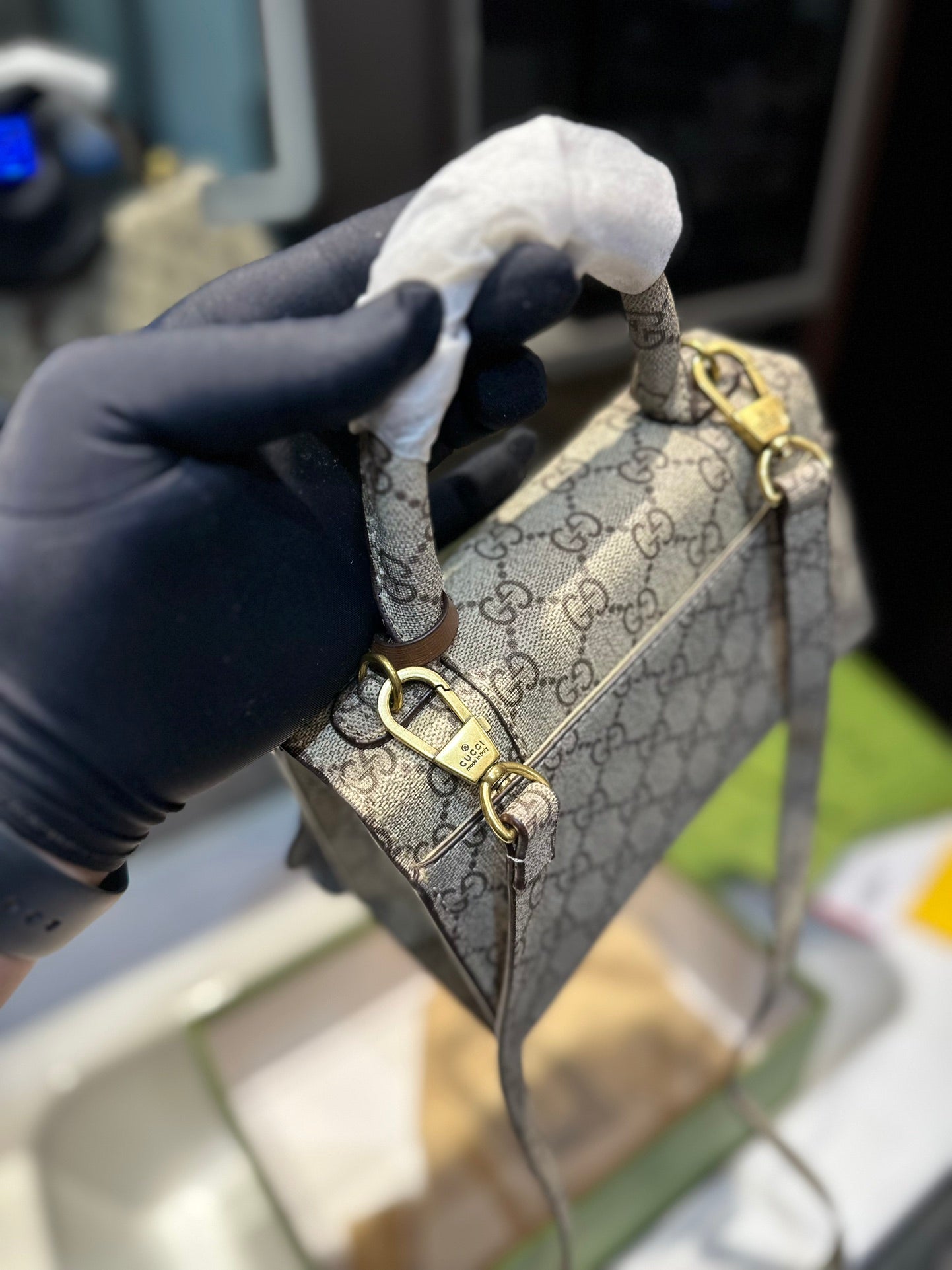 GUCCI BAG 143