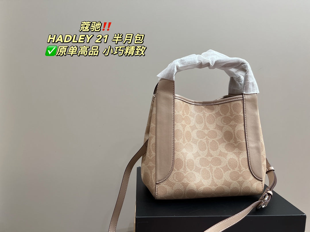 Co-BAG104