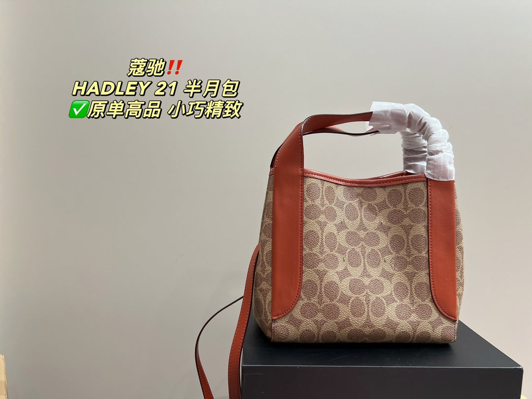 Co-BAG104