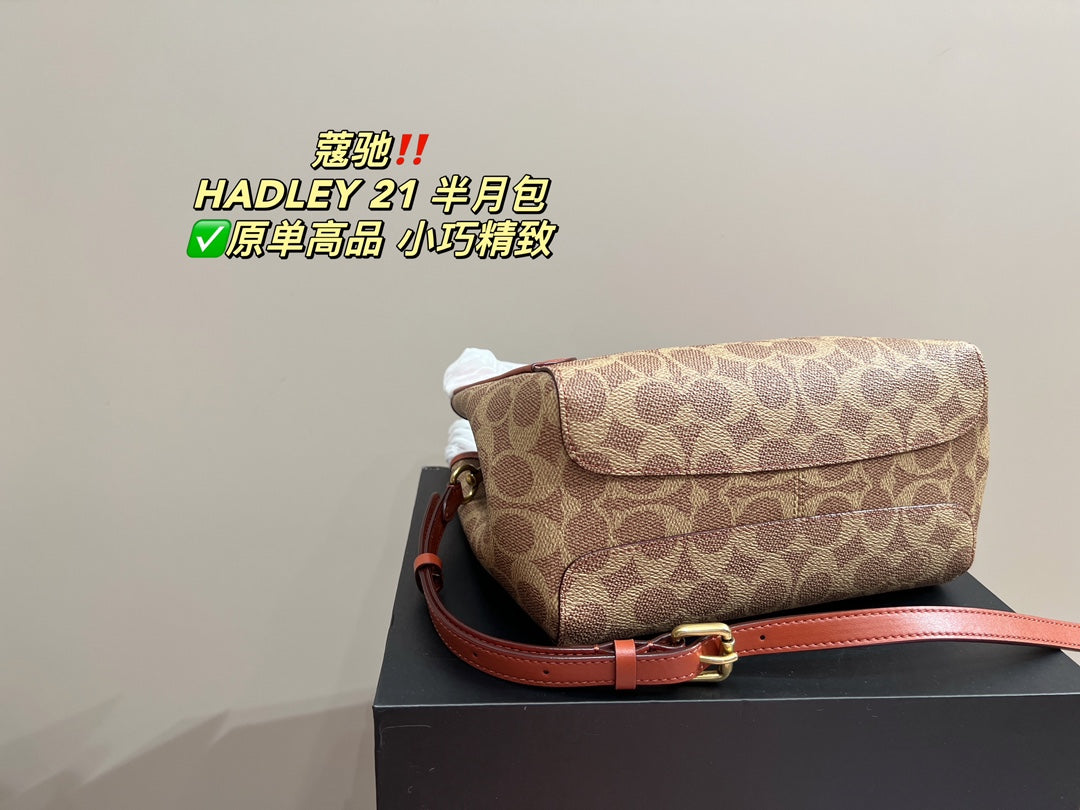 Co-BAG104
