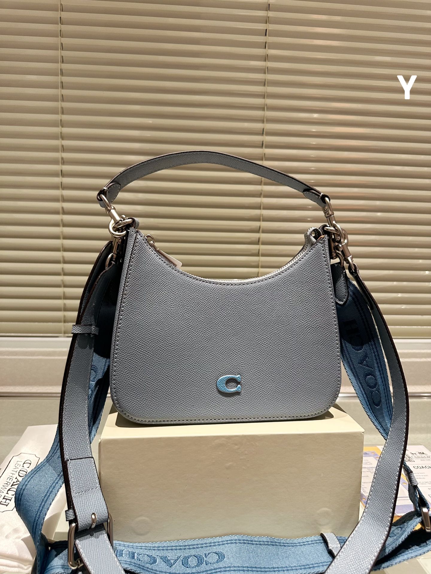 Co-BAG24