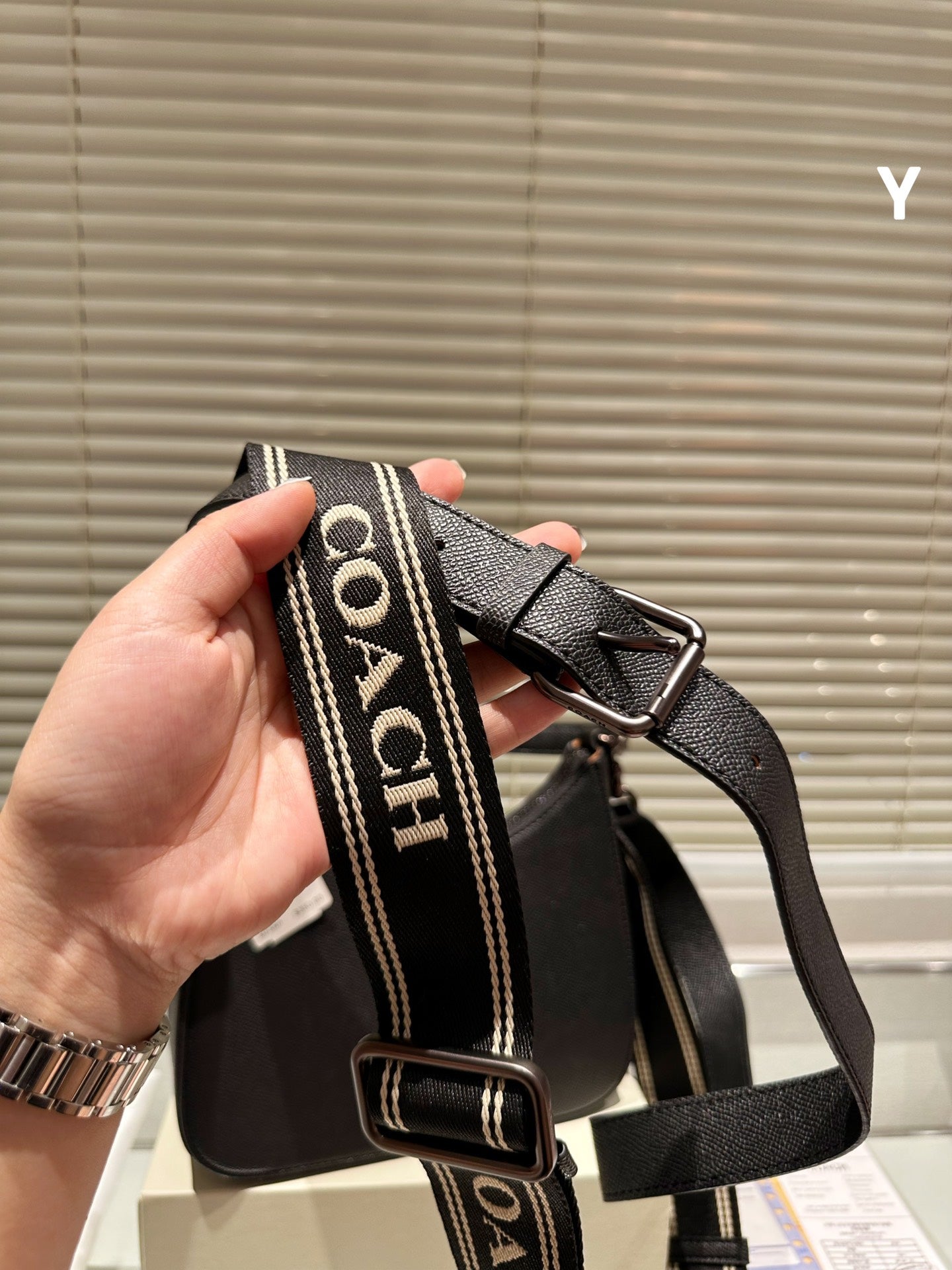 Co-BAG24