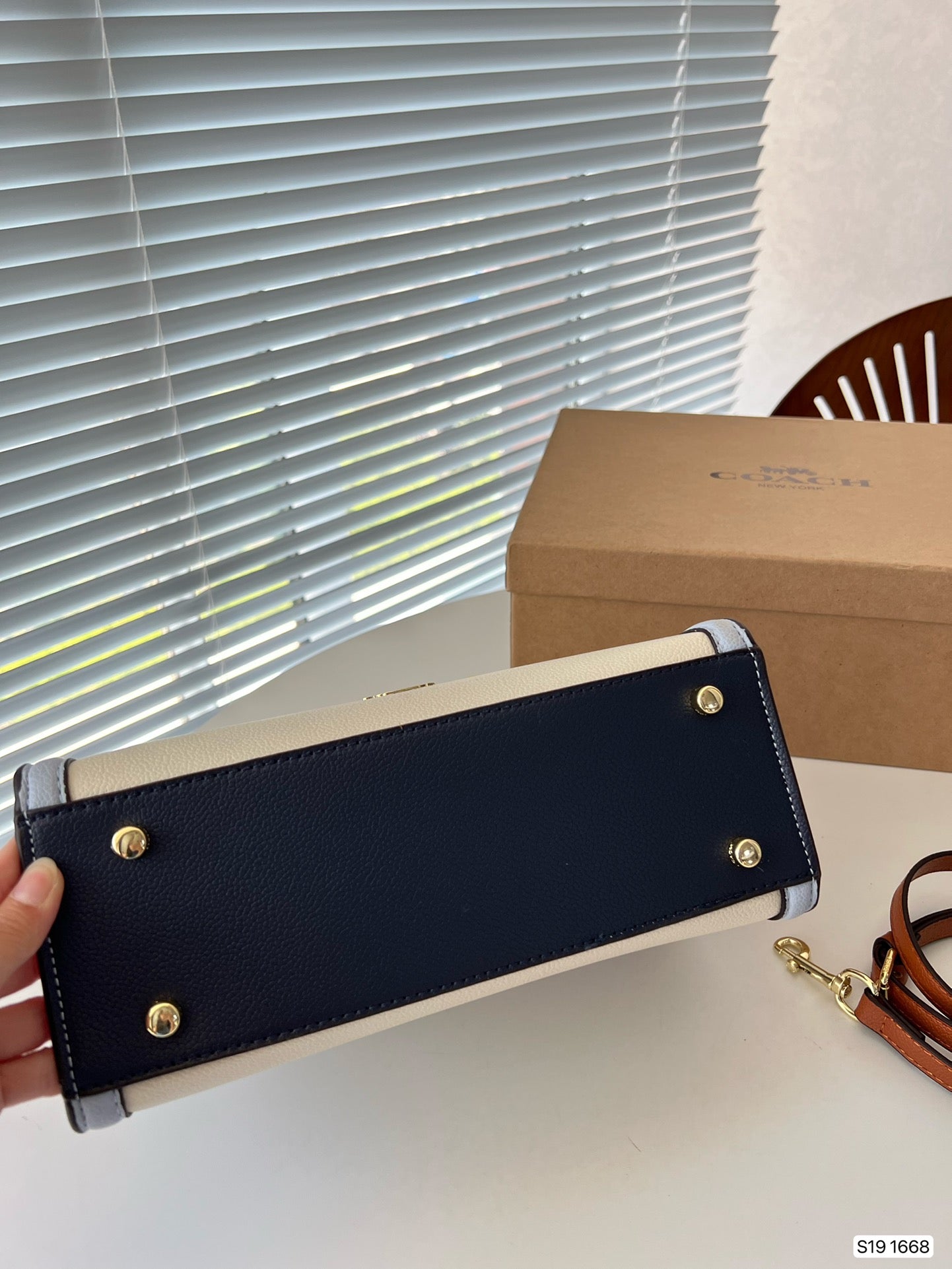 Co-BAG28