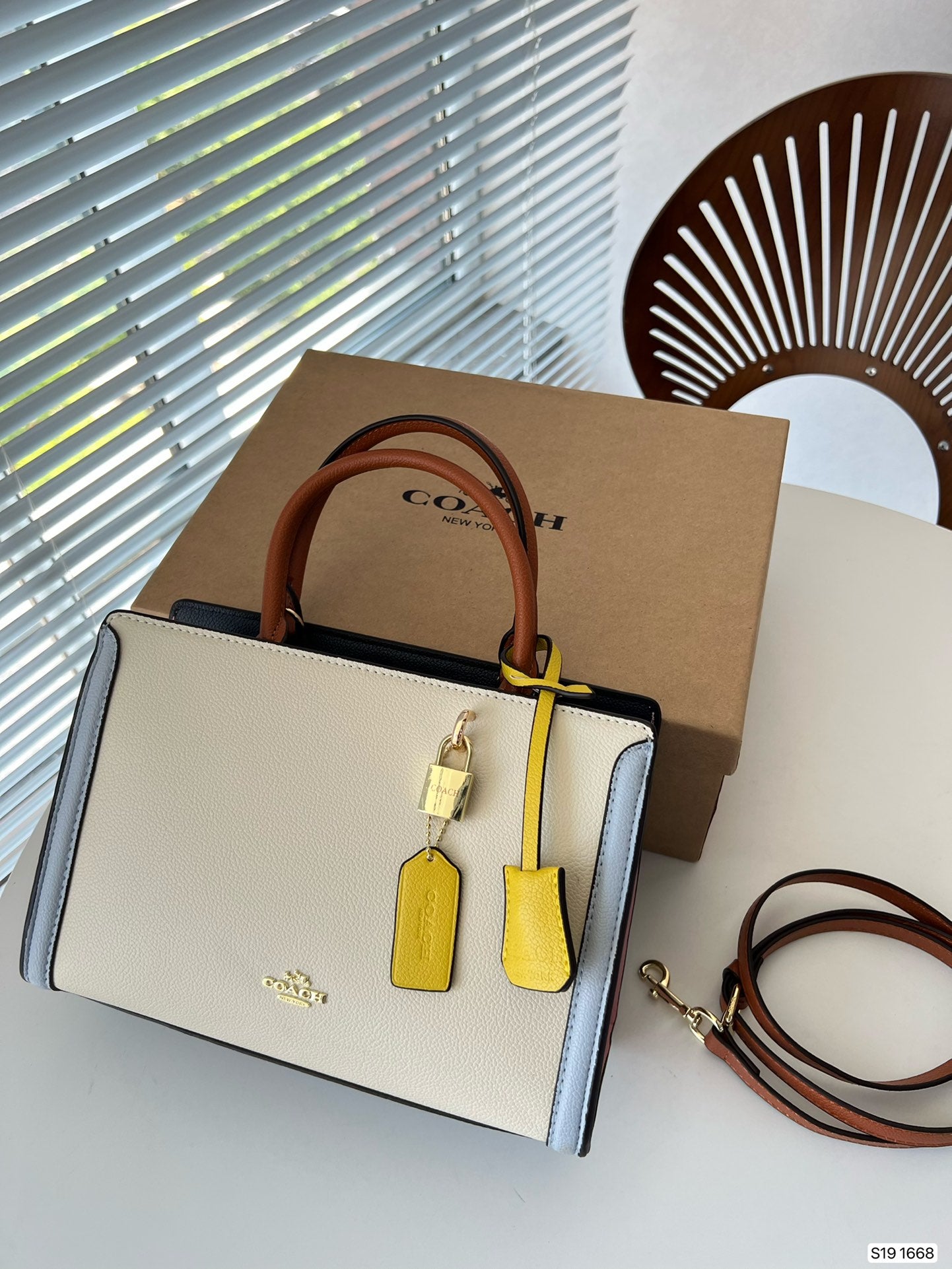 Co-BAG28