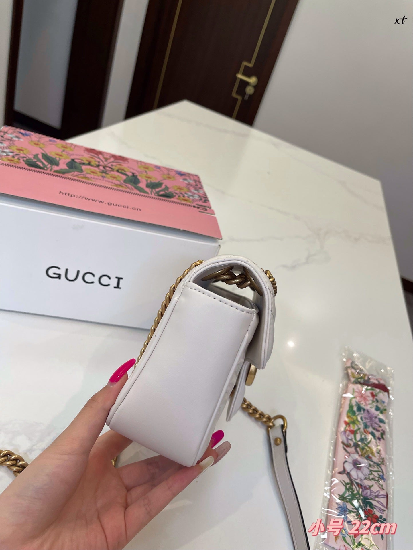 GUCCI BAG 162-2