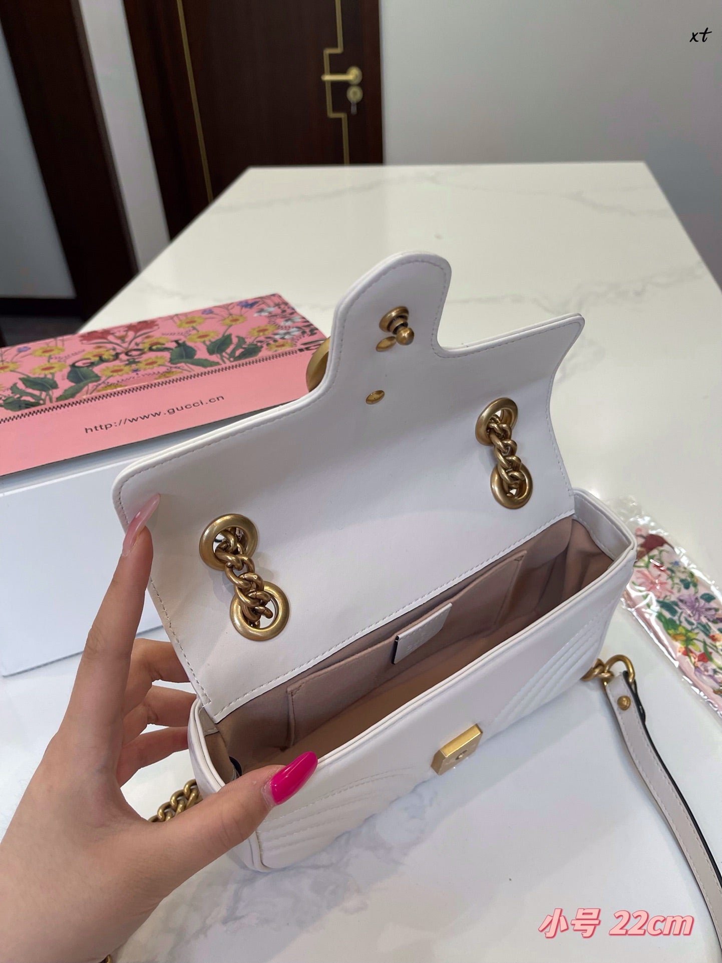 GUCCI BAG 162-2