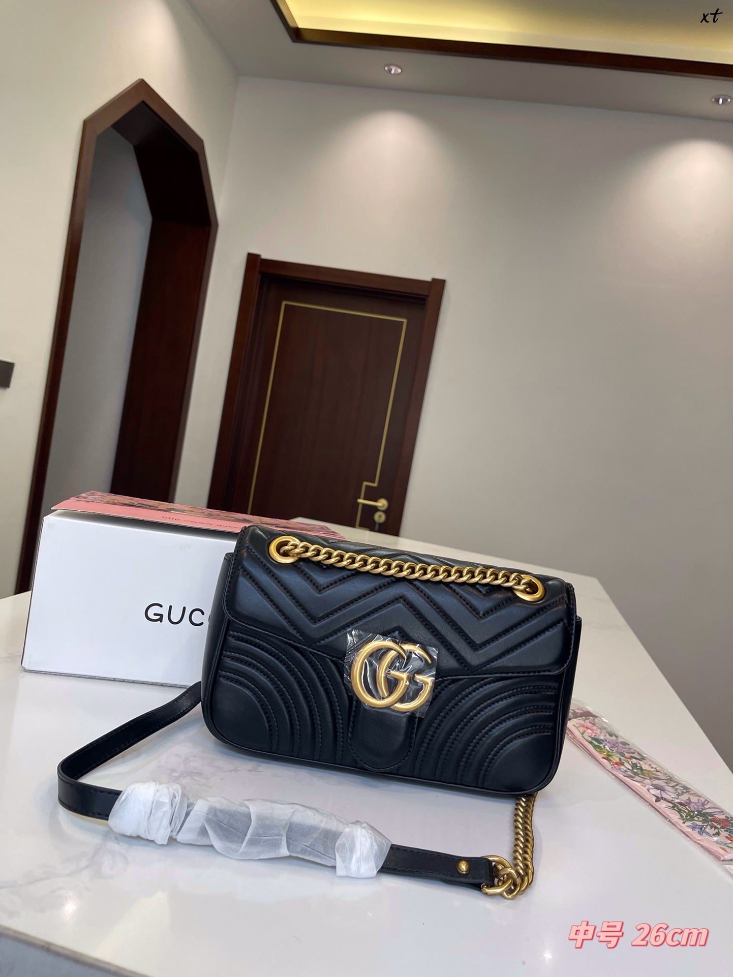 GUCCI BAG 195-3