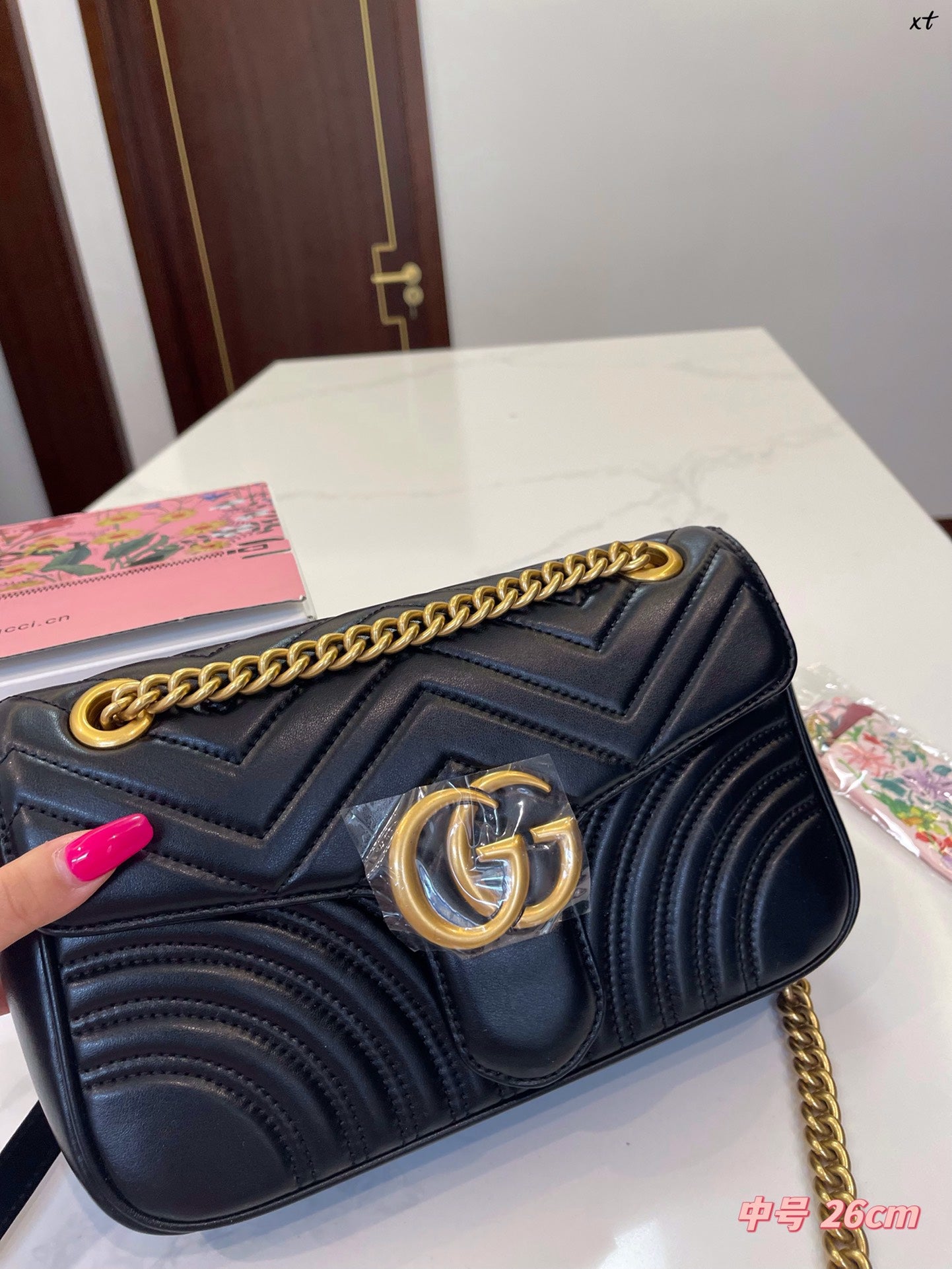 GUCCI BAG 195-3