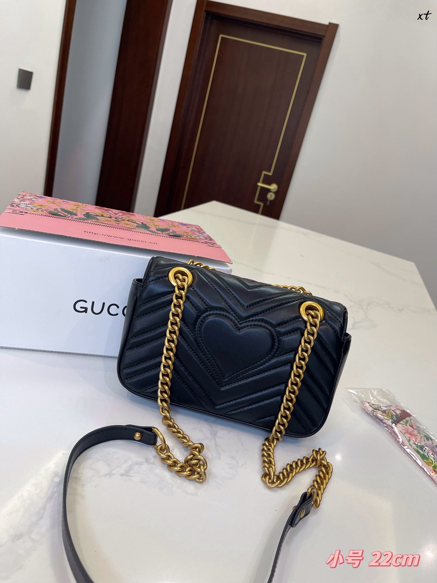 GUCCI BAG 195-2