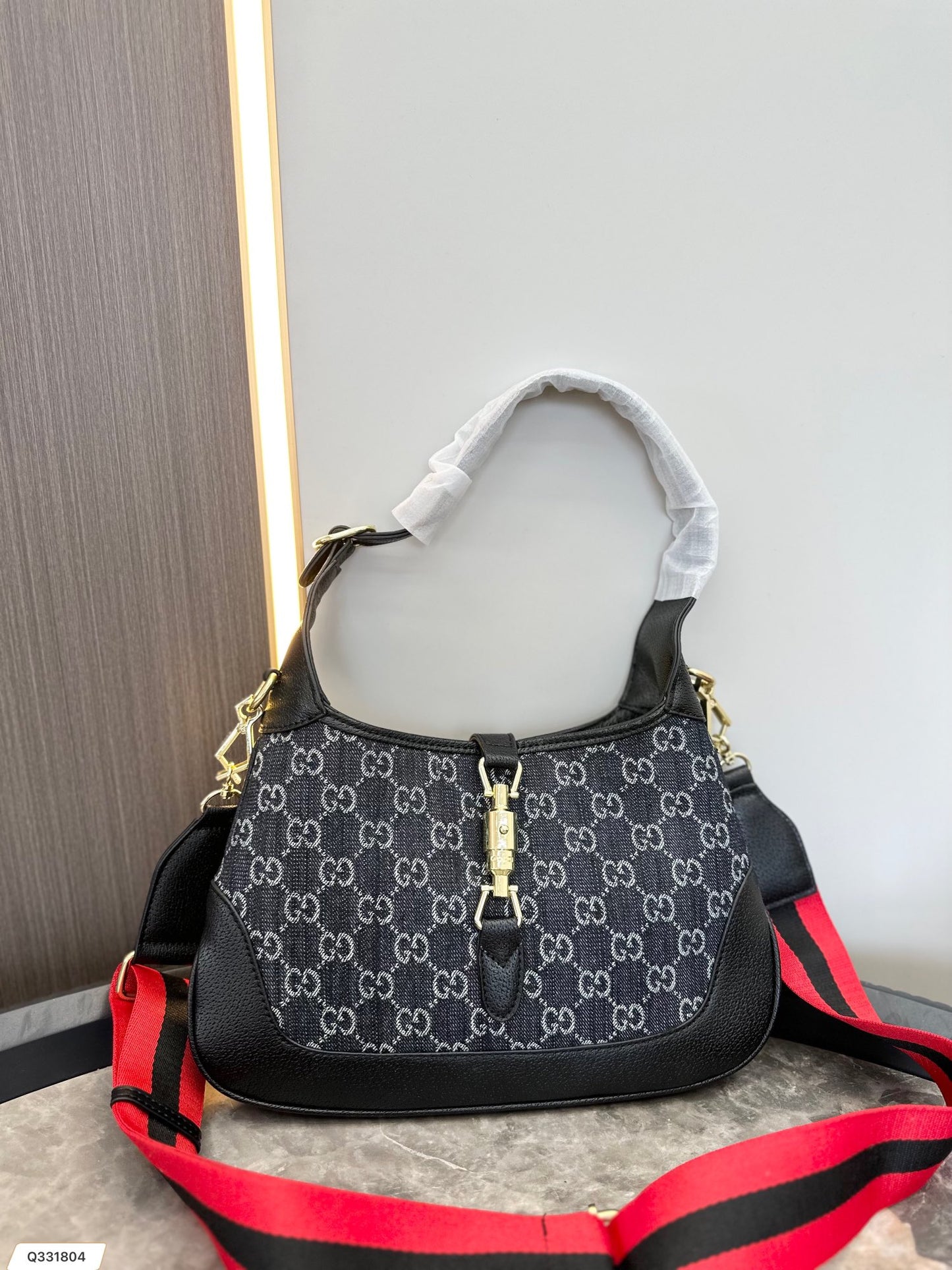 GUCCI BAG 203