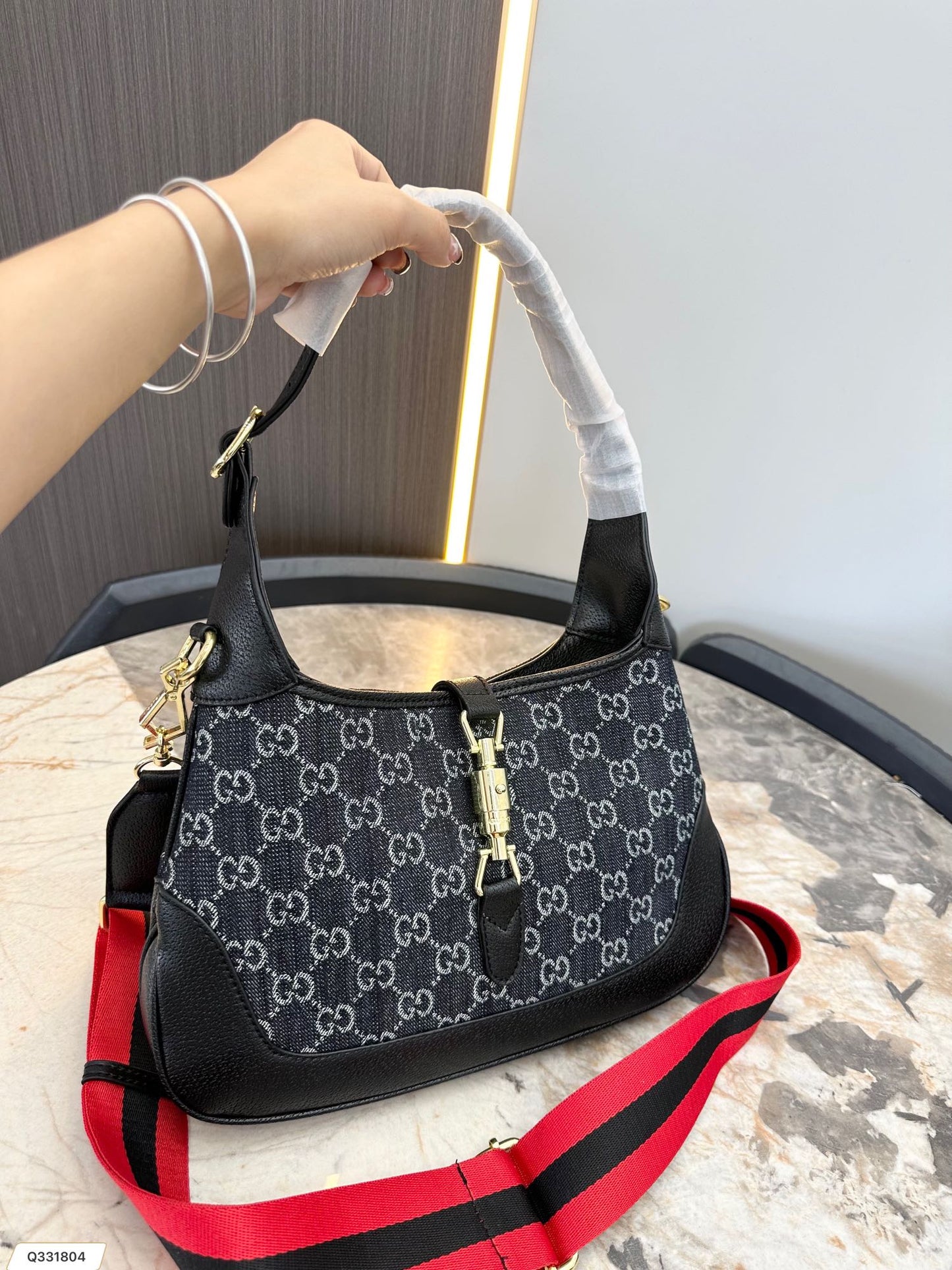 GUCCI BAG 203