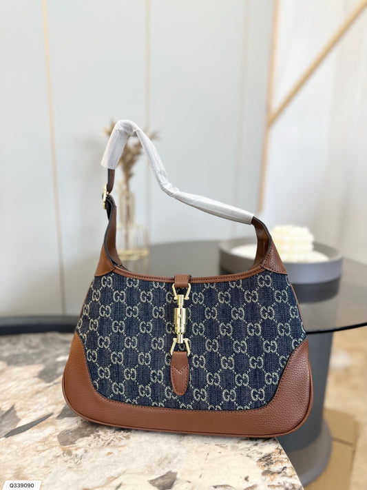 GUCCI BAG 204