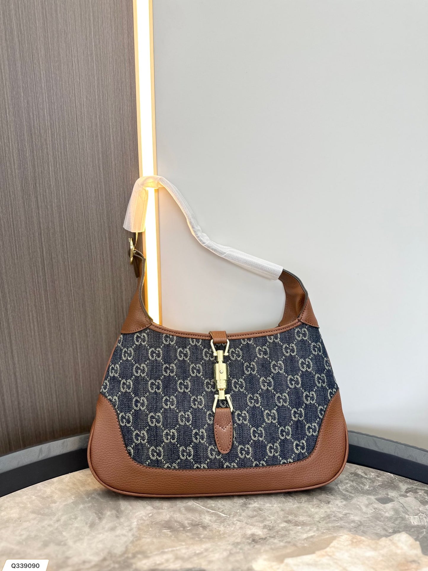 GUCCI BAG 204