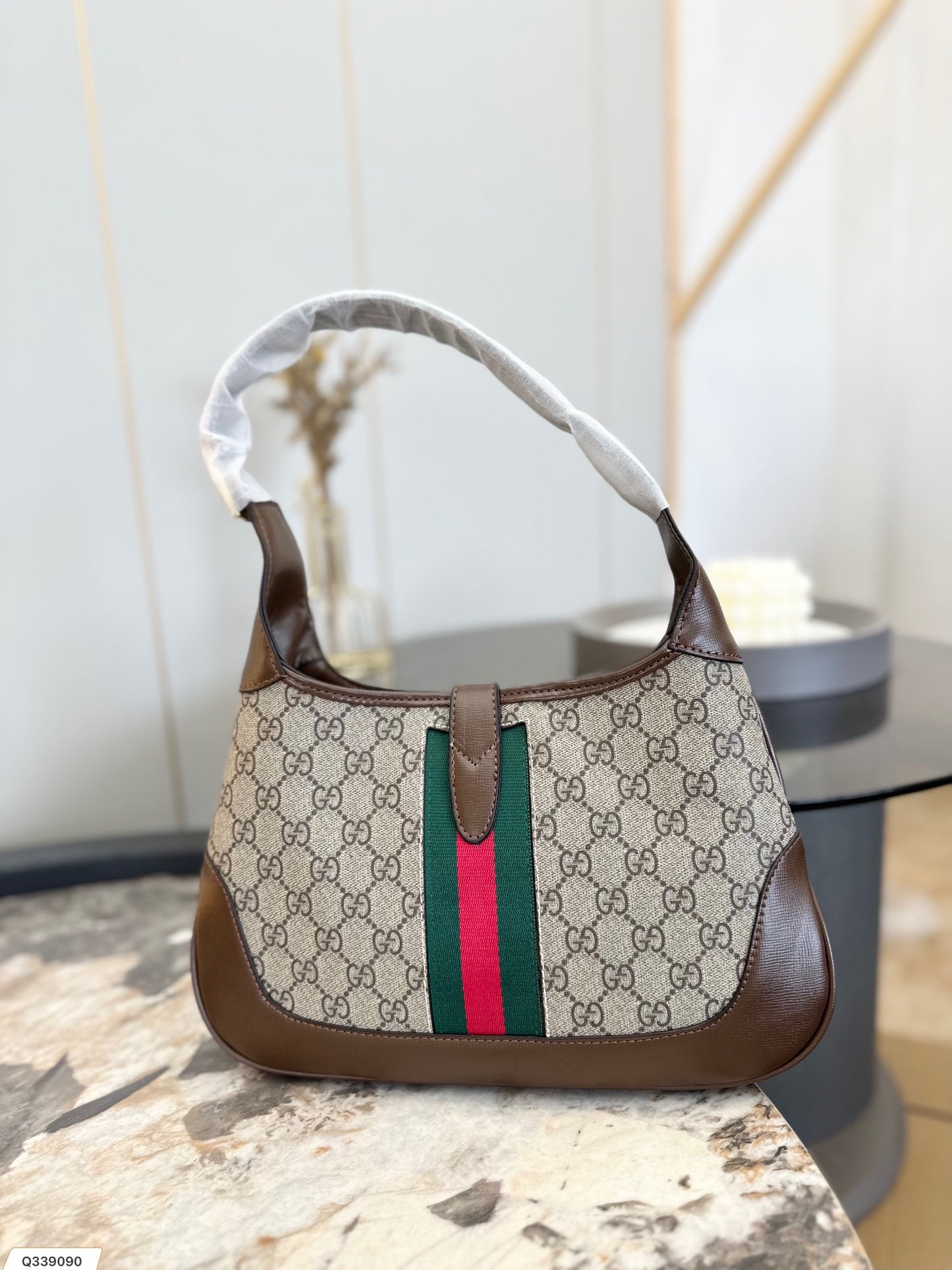 GUCCI BAG 205