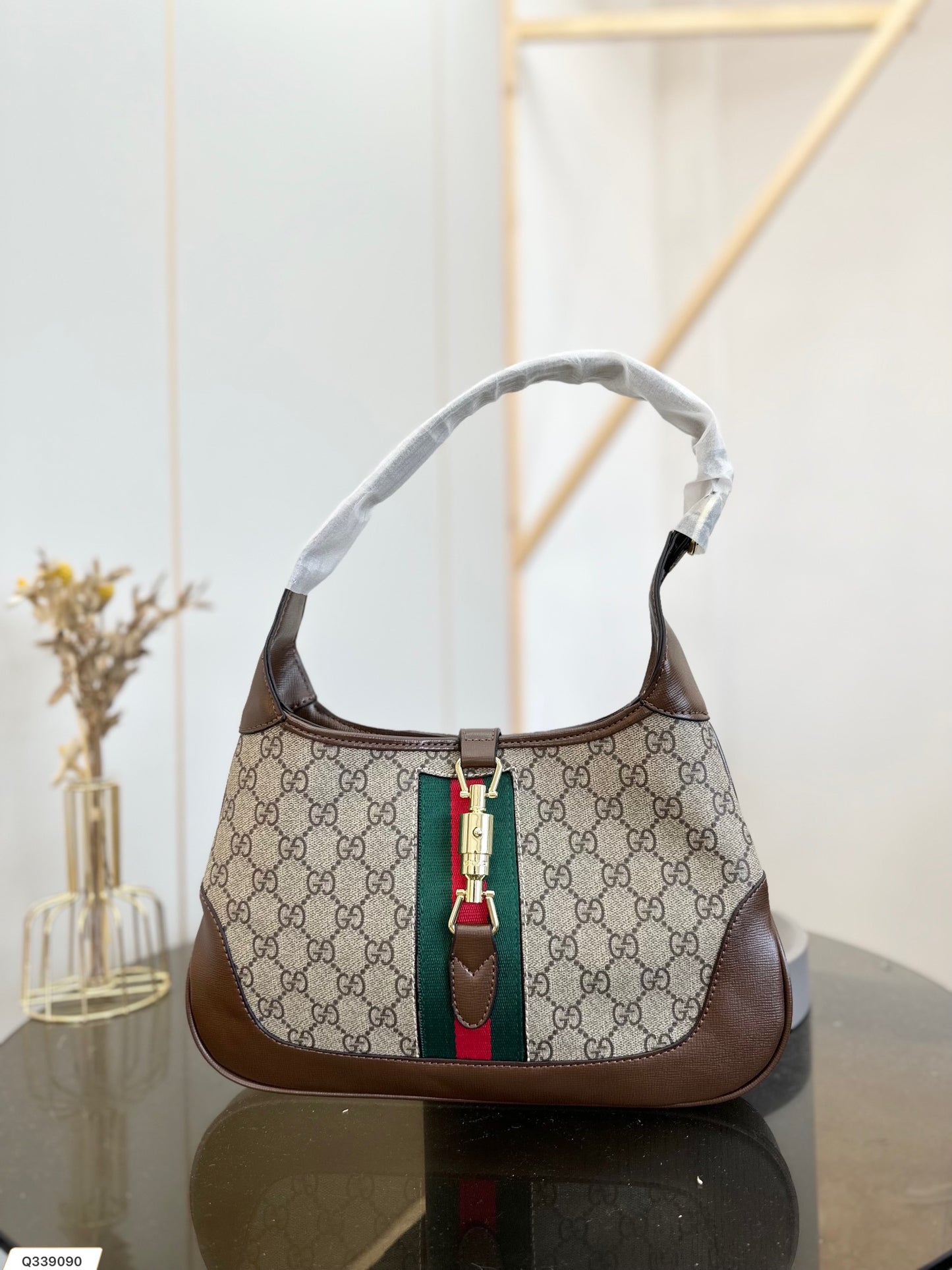 GUCCI BAG 205