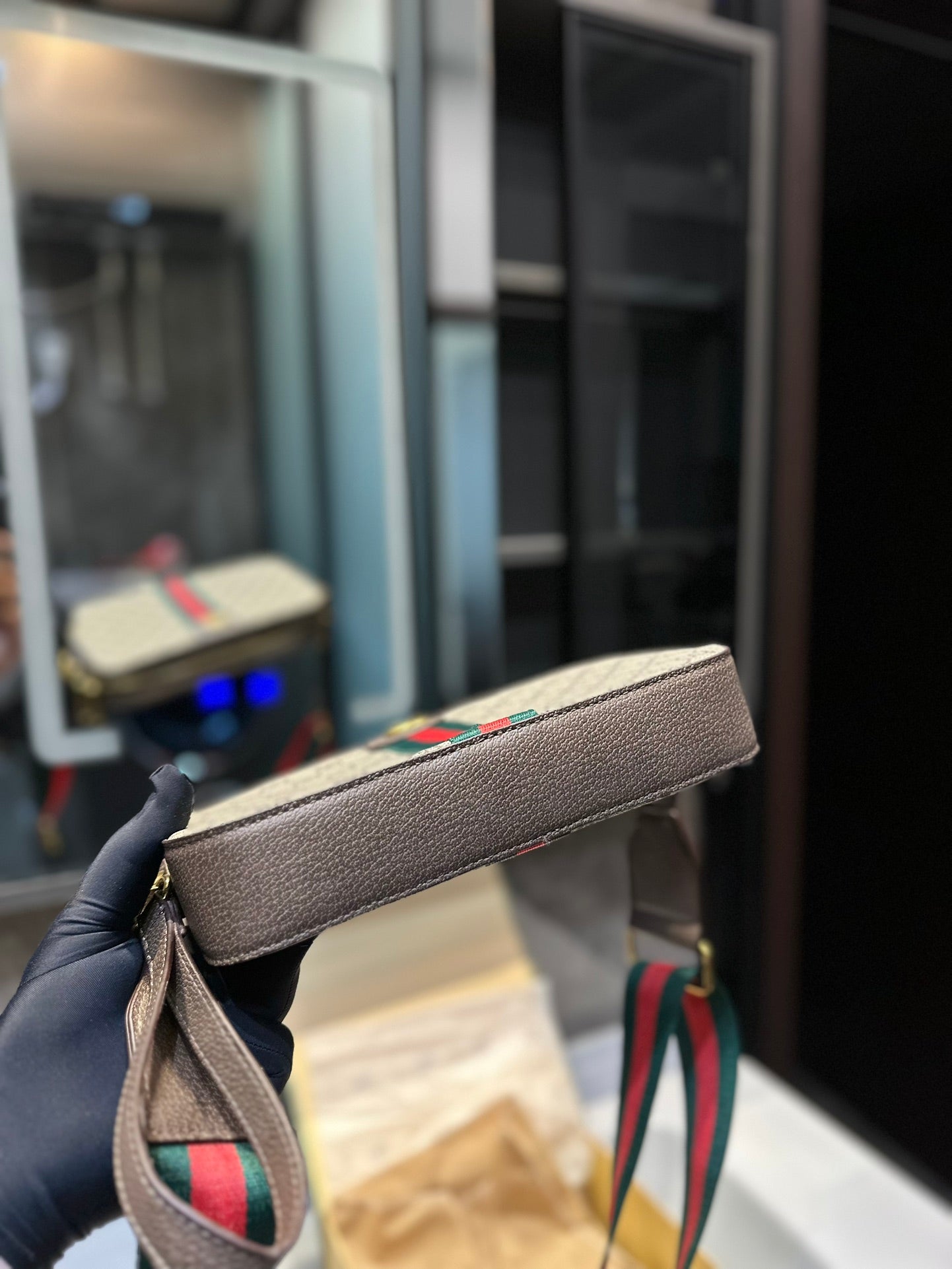 GUCCI BAG 213