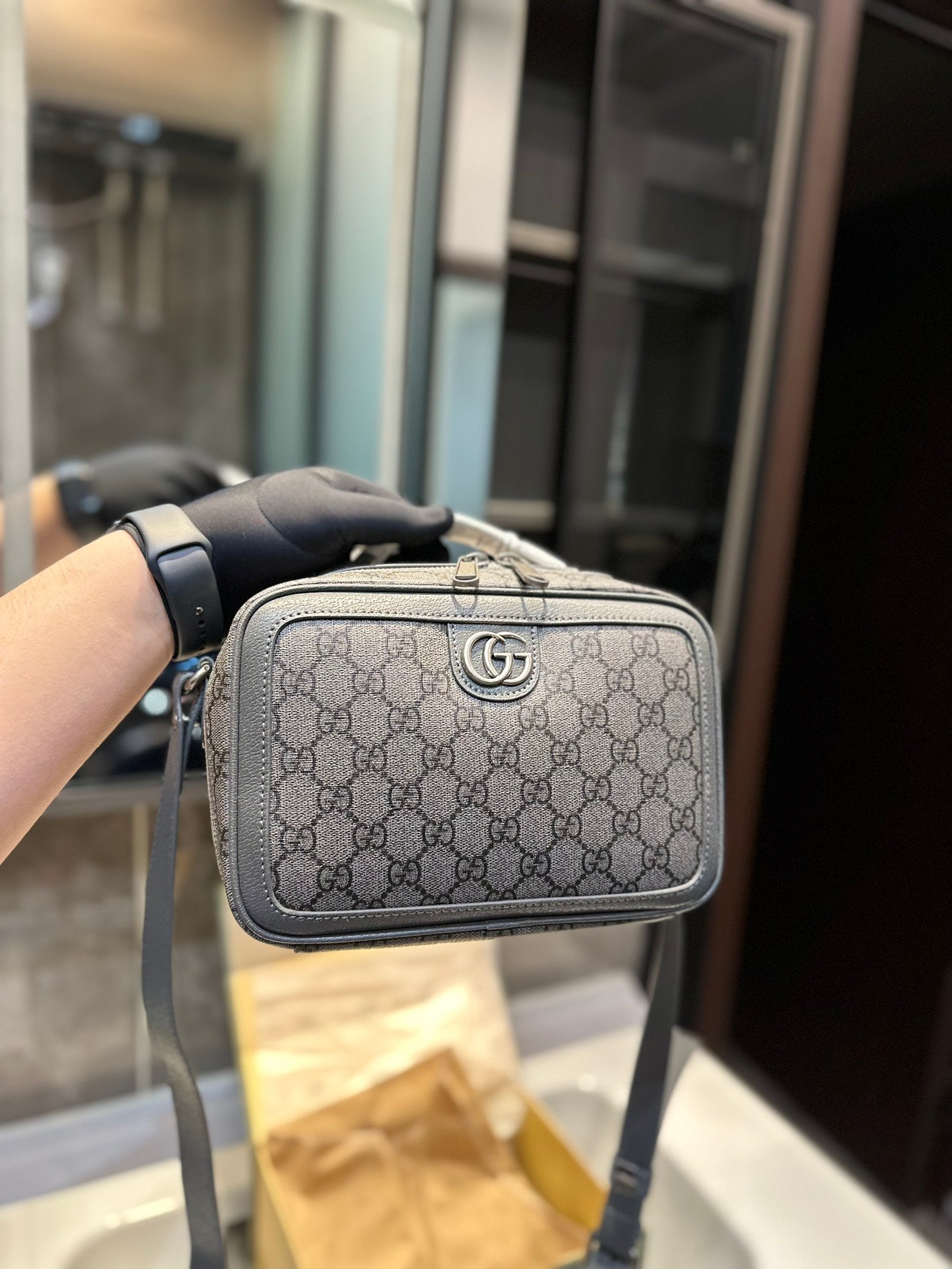 GUCCI BAG 214