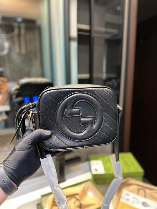 GUCCI BAG 215