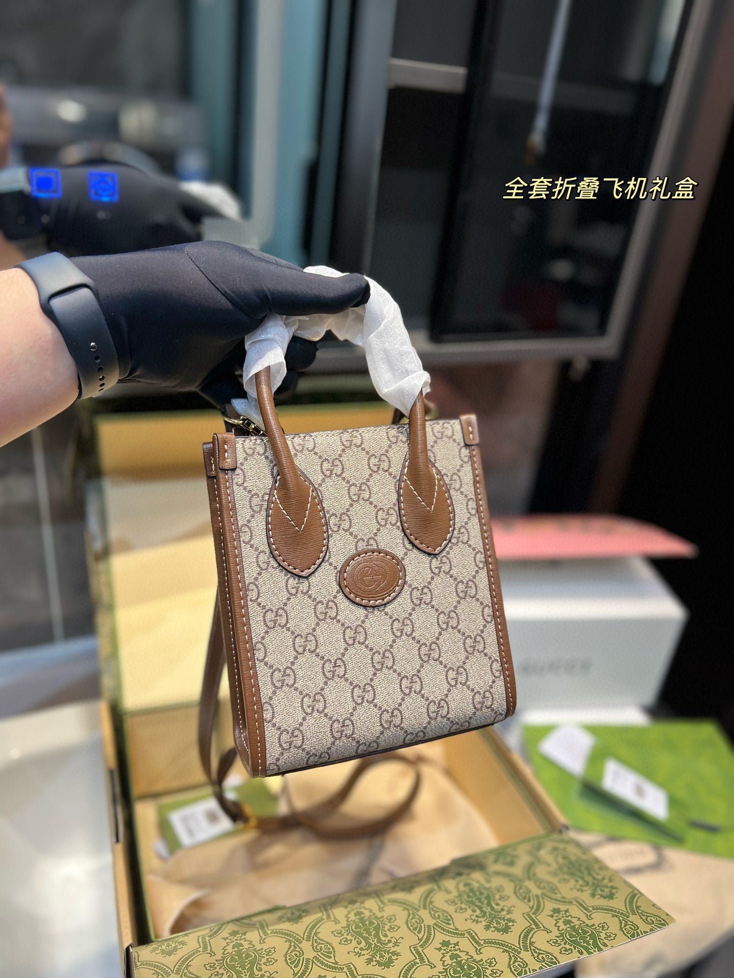 GUCCI BAG 218