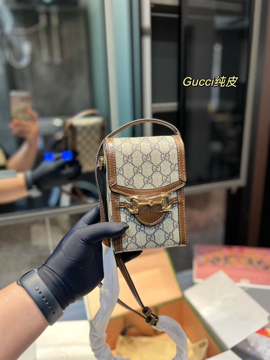 GUCCI BAG 221